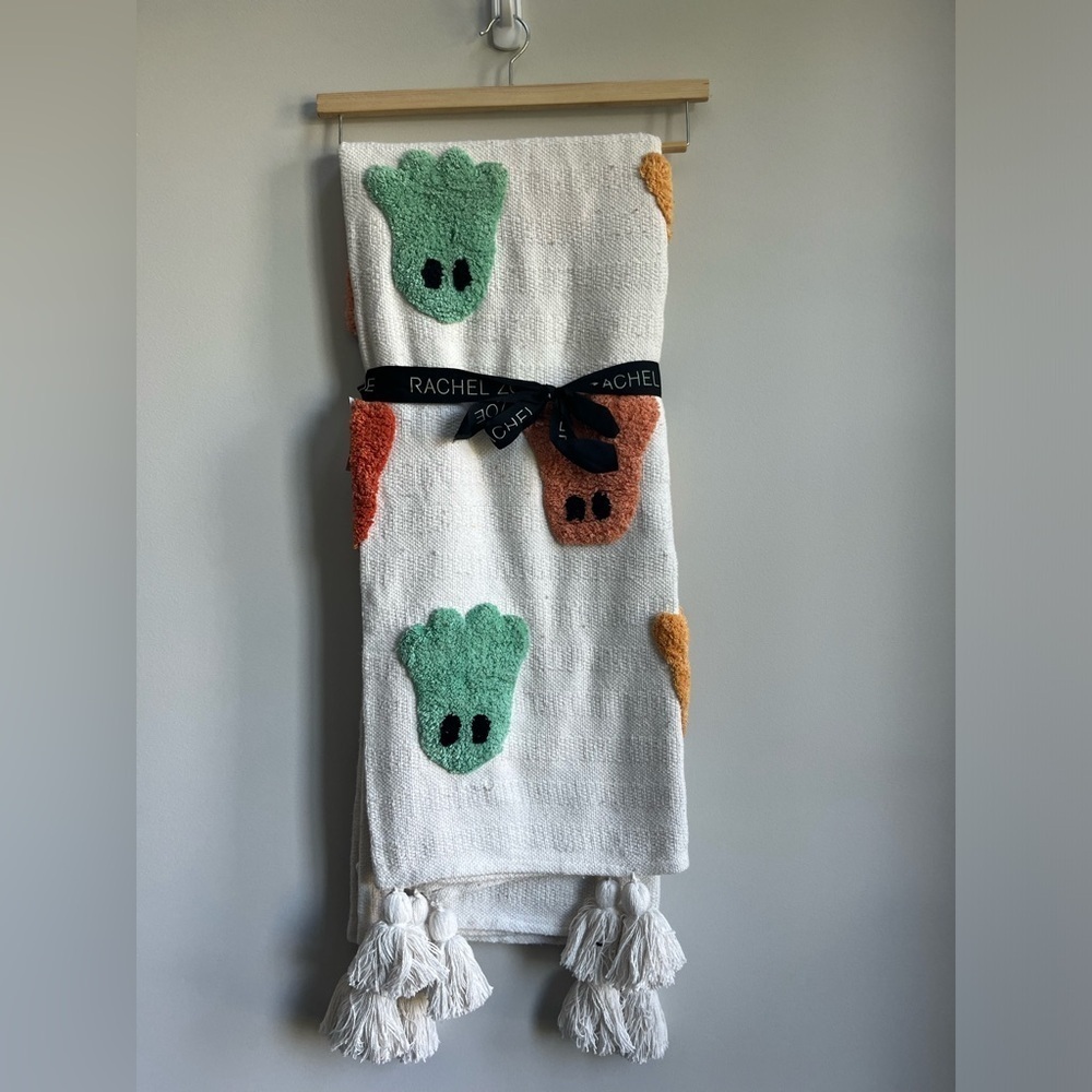NWT Rachael Zoe Ghost Blanket